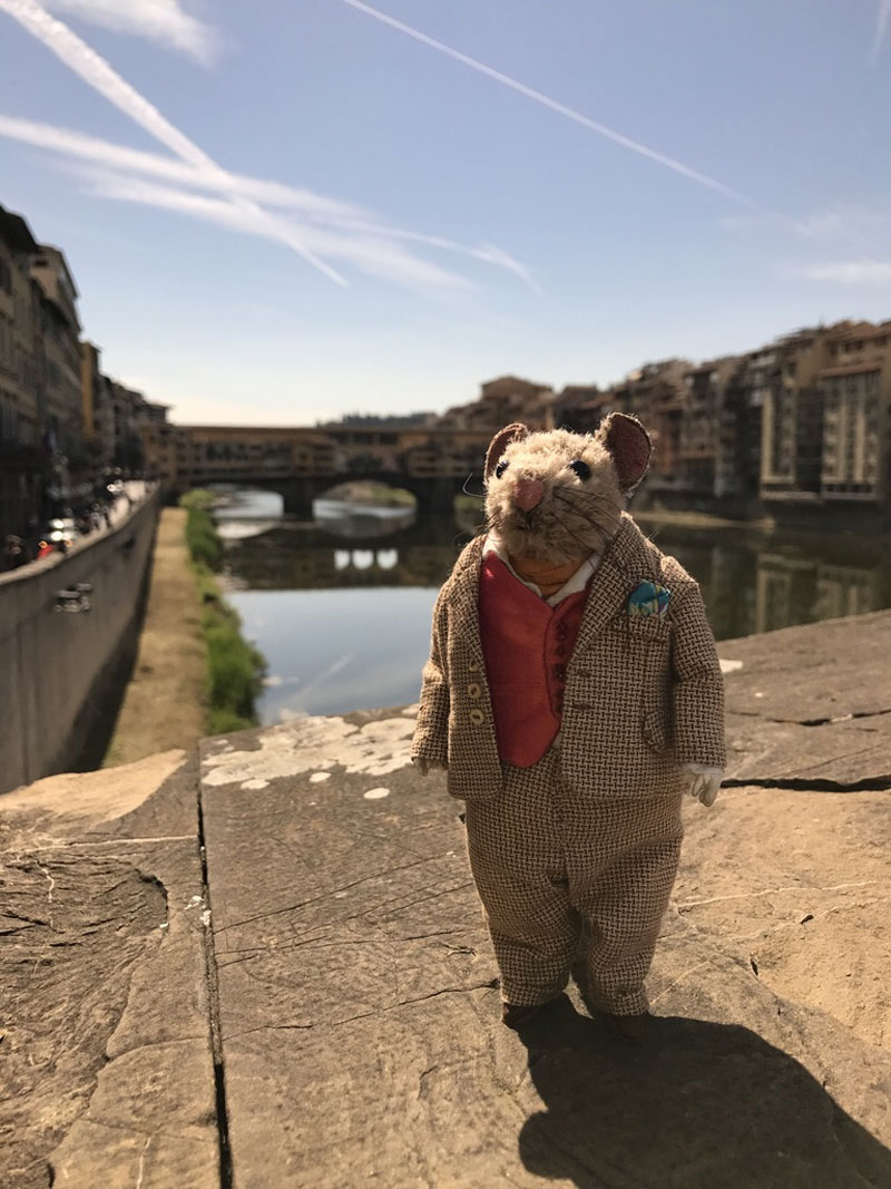 Claude the mohair mouse doll on holiday in Florence